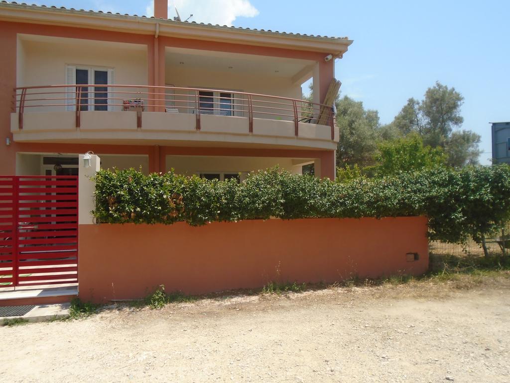 Socrates Family Apartments Kalligoni 外观 照片